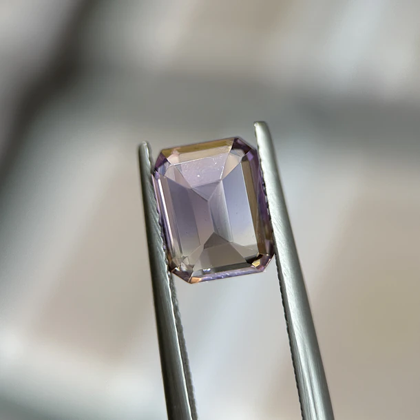 Ametrino–2.50ct–8.99x7.1x5.19mm 3
