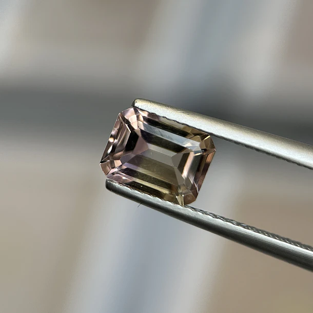 Ametrino–1.775ct–8.11x6.03x4.84mm 1