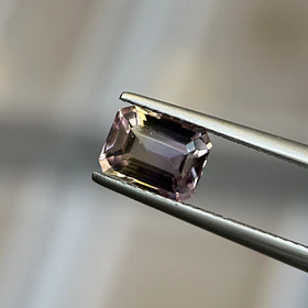 Ametrino–1.765ct–7.97x5.98x4.8mm