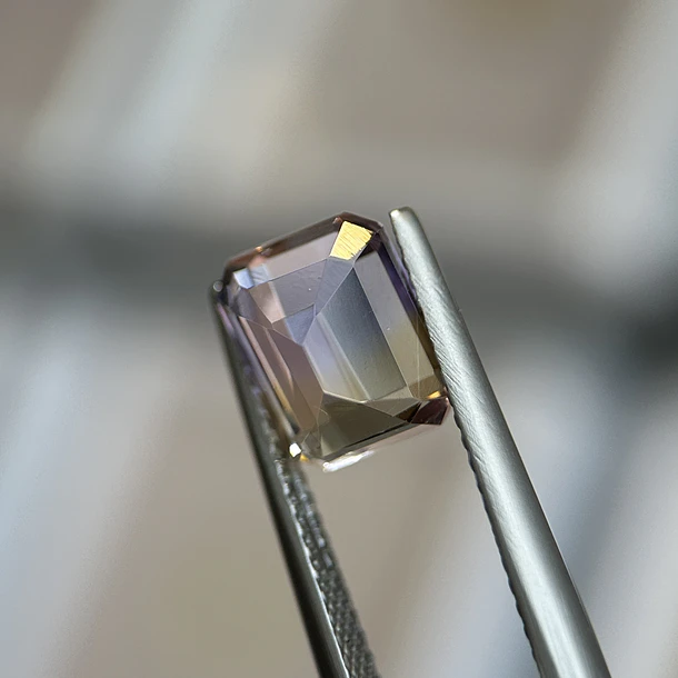 Ametrino–2.66ct–8.93x7.23mm 2