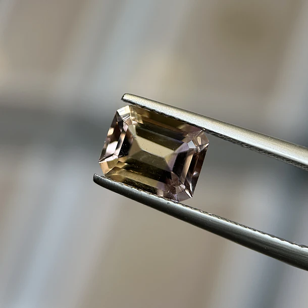 Ametrino–2.38ct–8.98x6.92x5.31mm 1