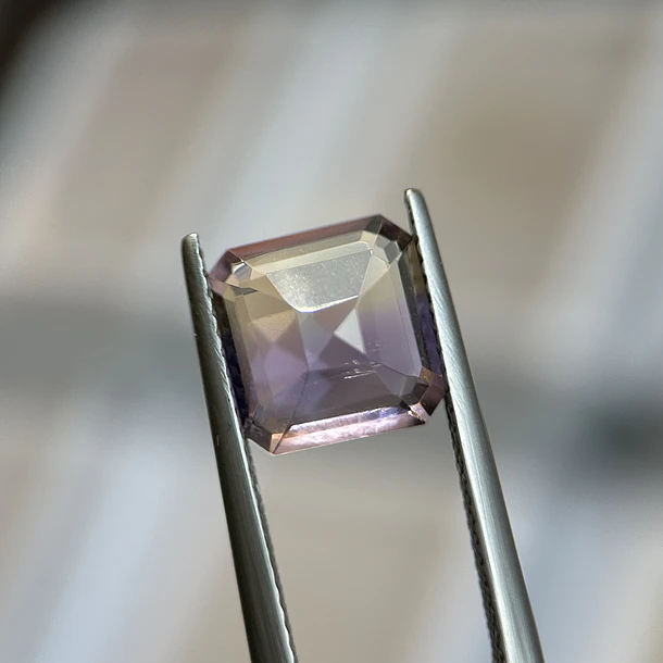 Ametrino–2.95ct–8.8x8.8x5mm 3