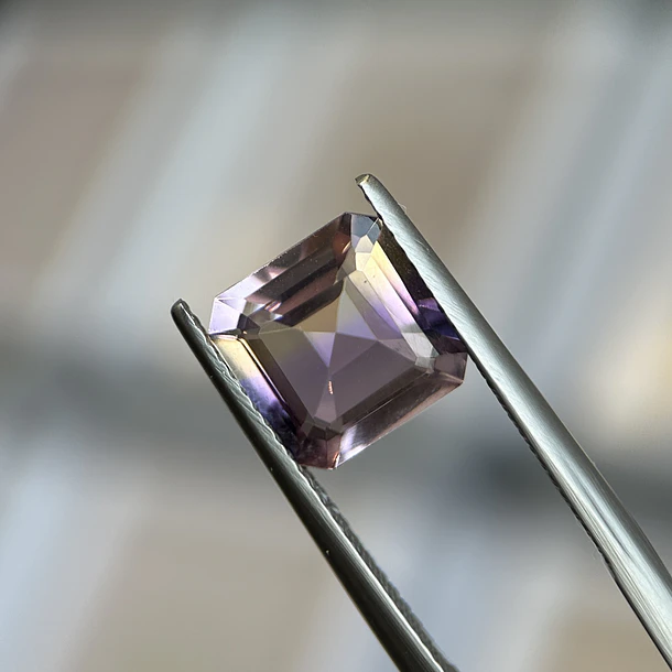 Ametrino–2.95ct–8.8x8.8x5mm 1