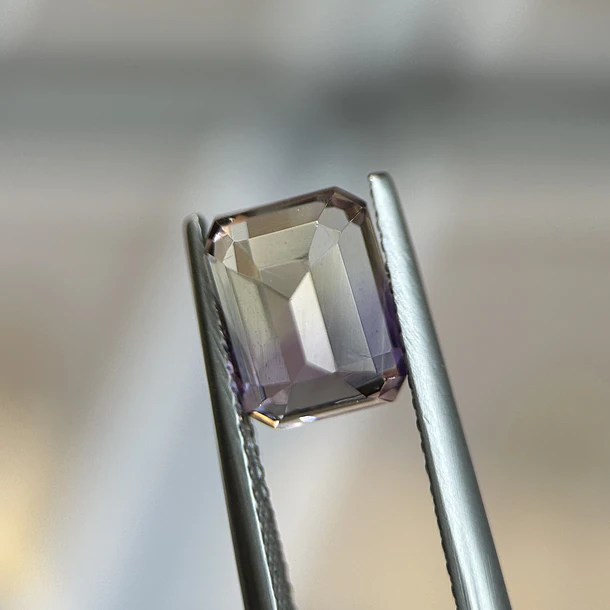 Ametrino-2.59ct-8.9x6.9x5.2mm 3