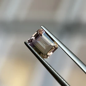 Ametrino–1.45ct–7.9x6.1x3.9mm