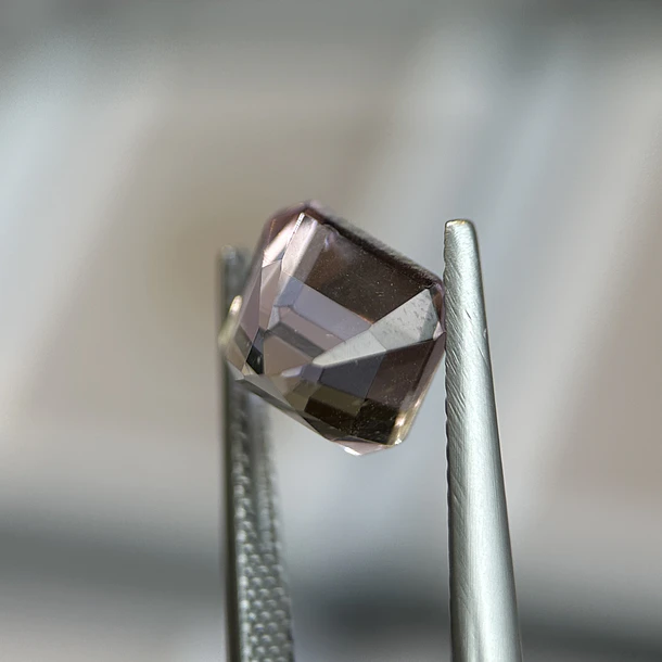 Ametrino–2.94ct–7.8x7.8mm 2