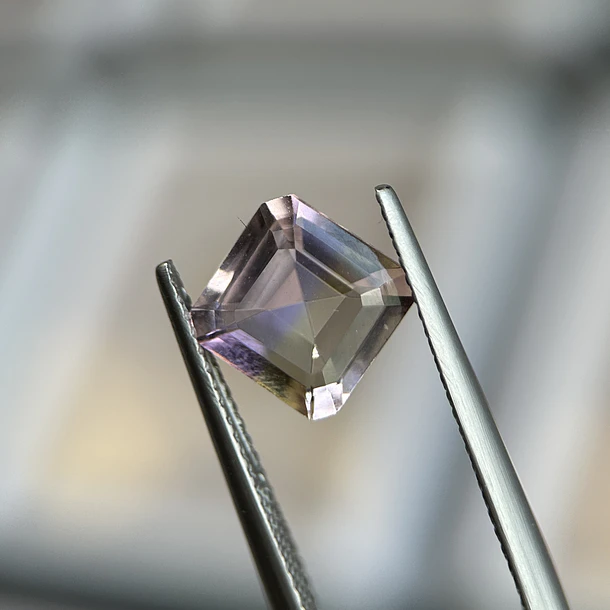 Ametrino–2.30ct–7.9x7.9x4.7mm 1