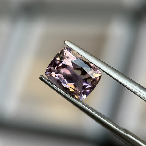 Ametrino–3.56ct–9.8x7.8x6.6mm 1