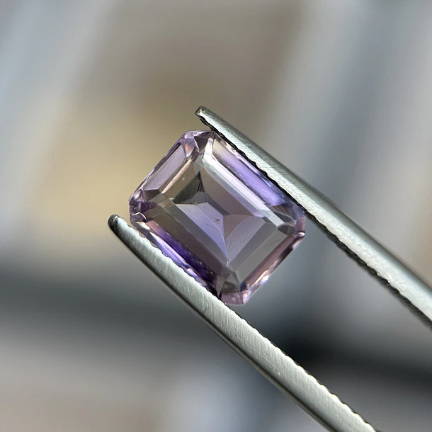 Ametrino–2.46ct–9.04x7.11x4.6mm 1