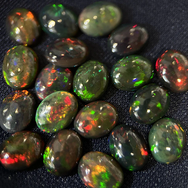 Ópalo–1.42ct–9.1x7.2mm 3