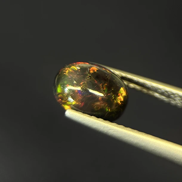 Ópalo–1.42ct–9.17x7.06x3.99mm 2