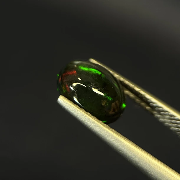 Ópalo–1.305ct–9.15x7.10x3.99mm 2