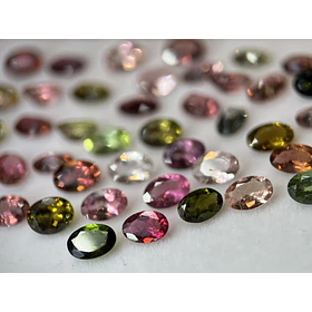 Turmalina por pieza-0.43ct-6x4mm- COPIAR