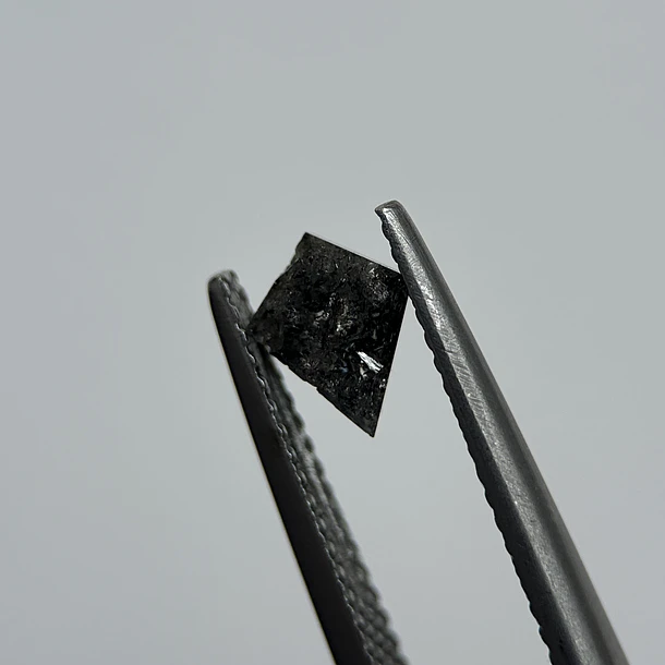 Salt and pepper-0.74ct-7.11x5.80x2.83mm 3