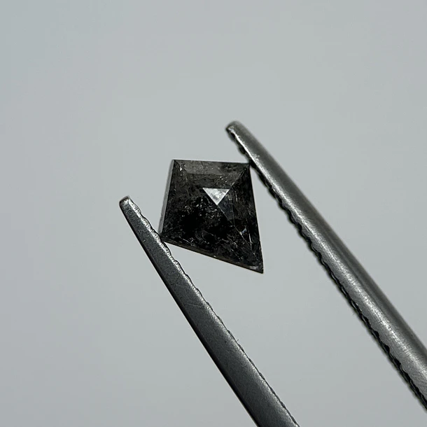 Salt and pepper-0.74ct-7.11x5.80x2.83mm 1