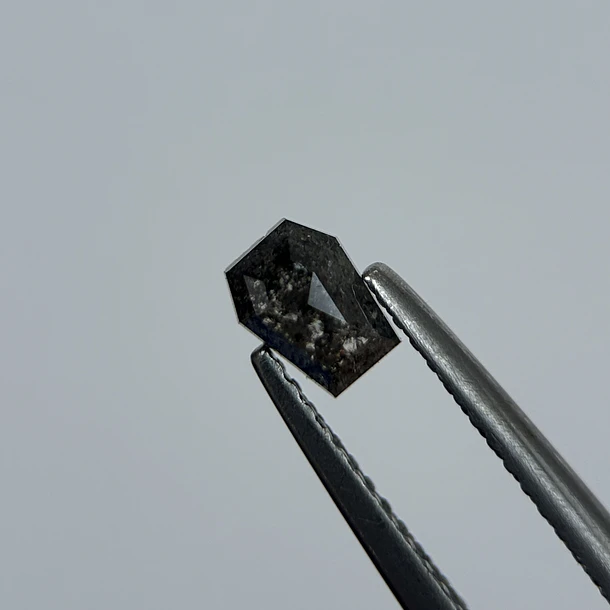 Salt and pepper-0.56ct-5.31x4.05x2.28mm 1