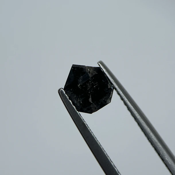 Salt and pepper-1.055ct-6.94x5.77x2.82mm 3