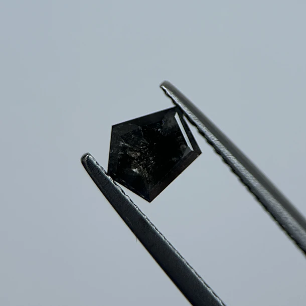 Salt and pepper-0.615ct-6.27x5.64x1.80mm 3