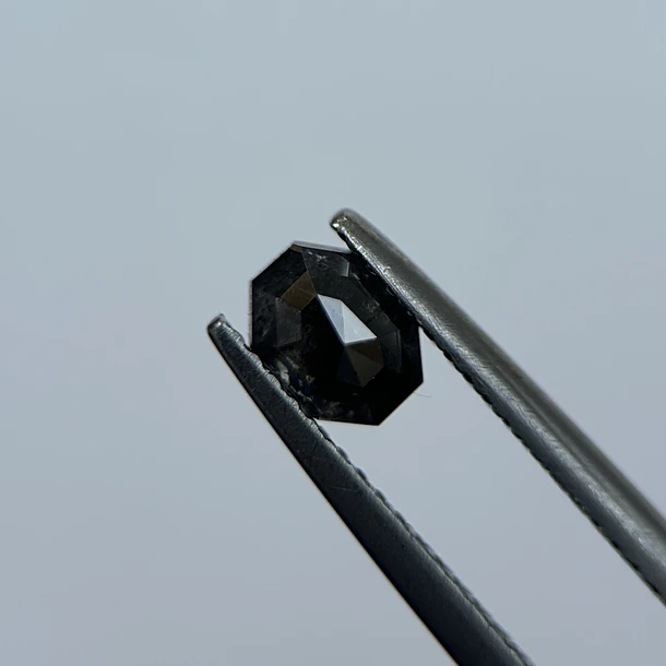 Salt and pepper-0.58ct-5.80x4.32x2.45mm 1