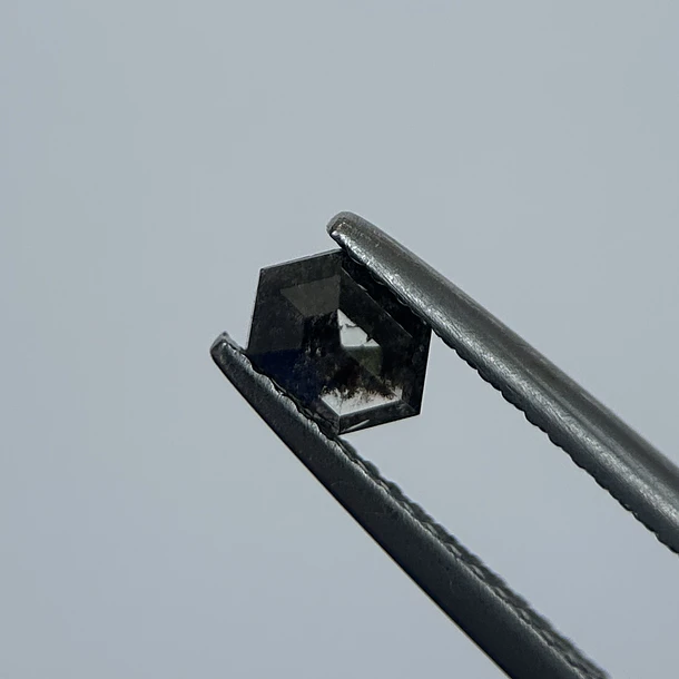 Salt and pepper-0.495ct-5.69x3.93x2.28mm 1