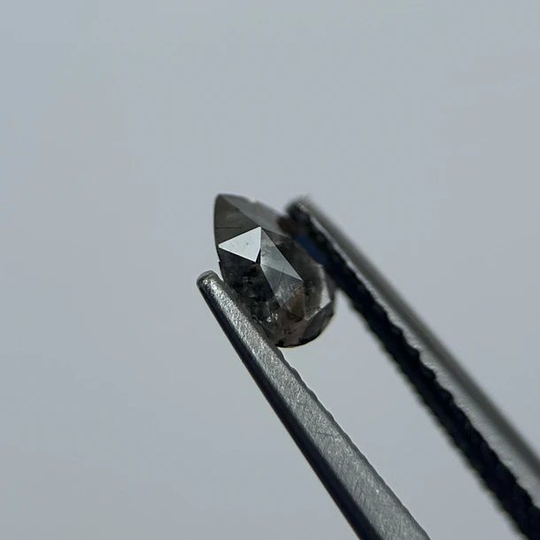 Salt and pepper-0.29ct-5.46x3.9x1.60mm 2