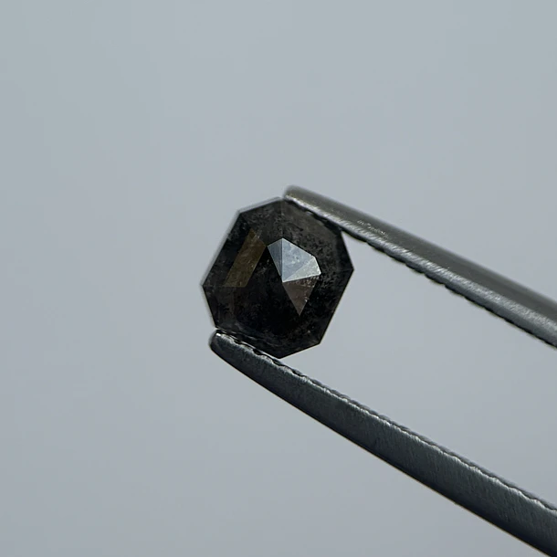 Salt and pepper-0.86ct-5.54x5.14x2.8mm 1