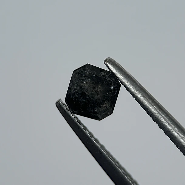 Salt and pepper-0.795ct-5.03x4.83x3.04mm 1