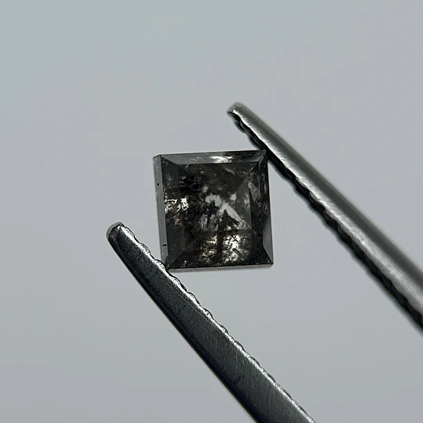 Salt and pepper-0.83ct-4.47x4.26x3.64mm 3