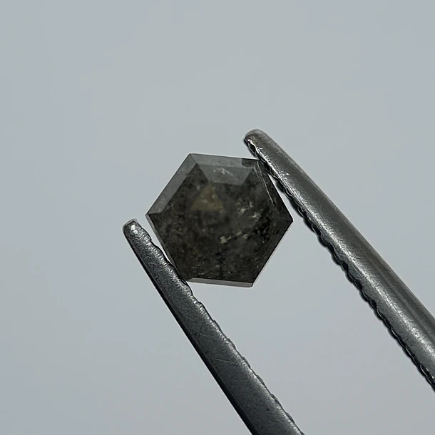 Salt and pepper-0.79ct-4.73x4.76x3.50mm 1