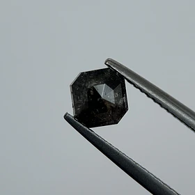 Salt and pepper-1.04ct-5.74x5.55x2.89mm