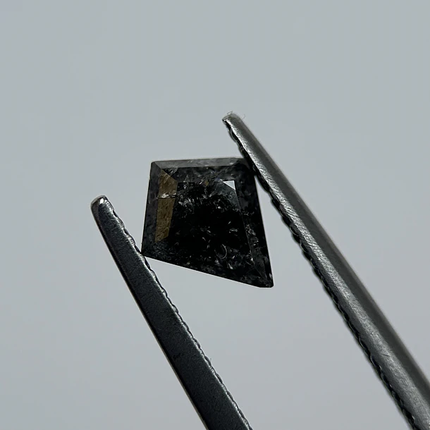 Salt and pepper-1.02ct-7.35x6.25x3.60mm 3