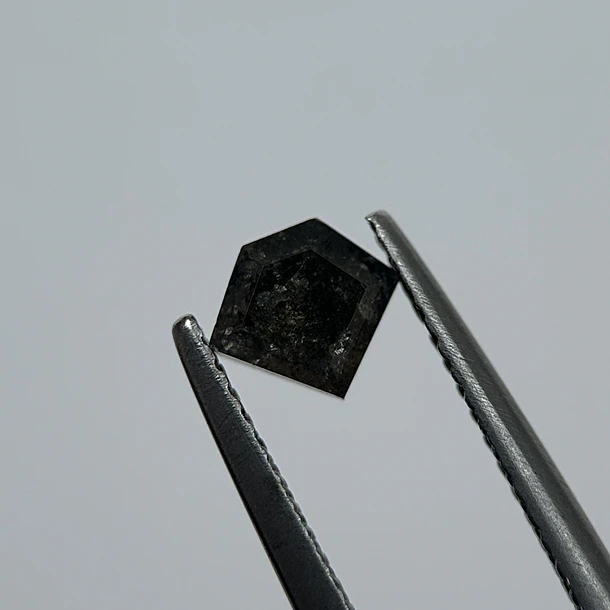 Salt and pepper-0.73ct-6.05x5.43x3.23mm 3