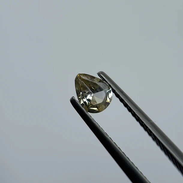Zafiro pastel-0.40ct-5.7x4.5x2.32mm 1