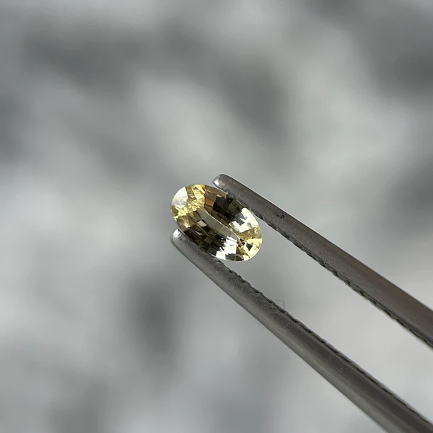 Zafiro pastel-0.24ct-5.10x3.07x1.87mm 1