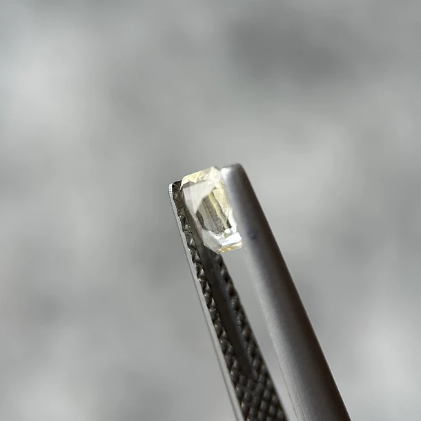 Zafiro pastel-0.40ct-4.50x3.59x2.23mm 2
