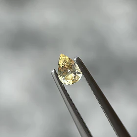 Zafiro pastel-0.37ct-5.24x3.76x2.476mm