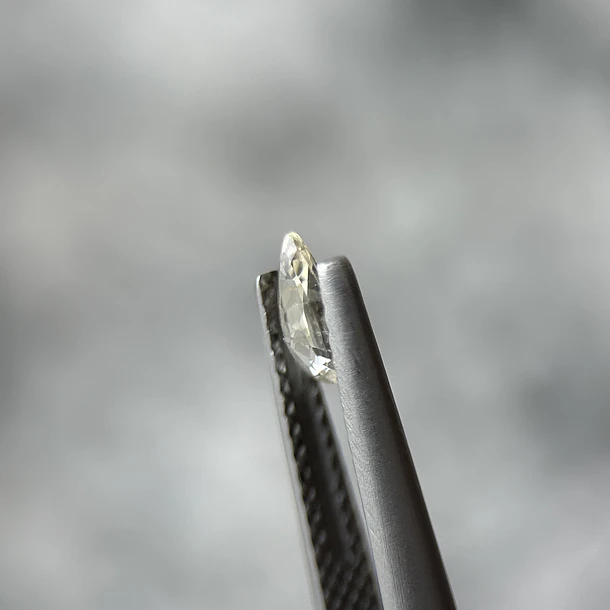 Zafiro pastel-0.30ct-5.98x3.86x2.06mm 2