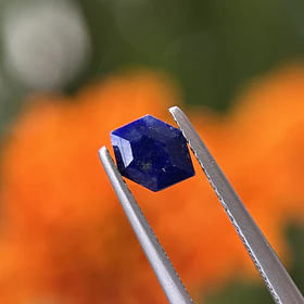 Lapislázuli-0.70ct-6.7x4.8x3.1mm