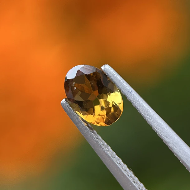 Turmalina-0.80ct-7.1x4.8x3.3mm 1