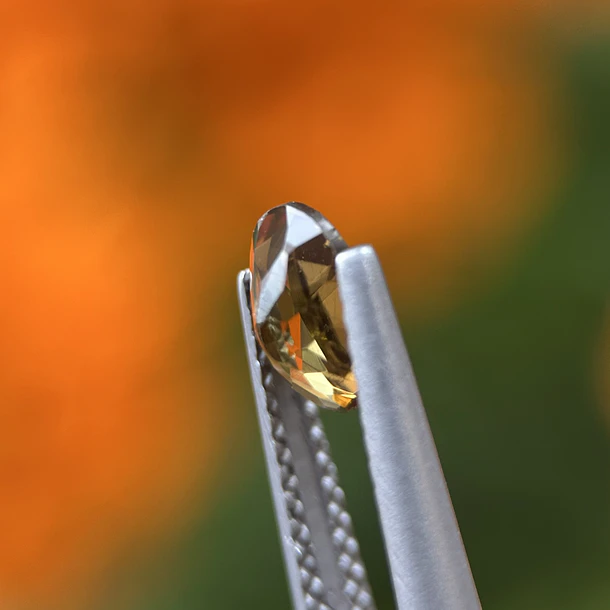 Turmalina-0.80ct-7.1x4.8x3.3mm 2