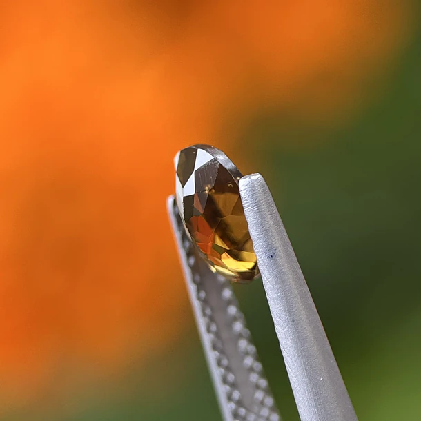Turmalina-0.90ct-7.2x5x3.1mm 2