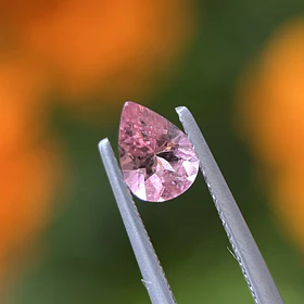Turmalina-0.80ct-7.1x5x3.7mm