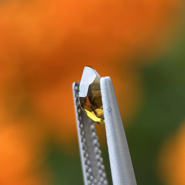 Turmalina-0.55ct-6.6x4.9x2.9mm 3