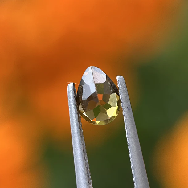Turmalina-0.55ct-6.6x4.9x2.9mm 2