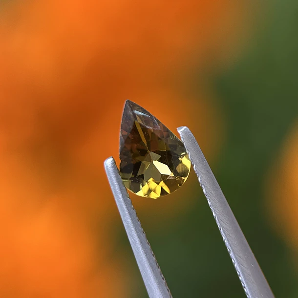 Turmalina-0.30ct-7.2x4.8x2.9mm 1