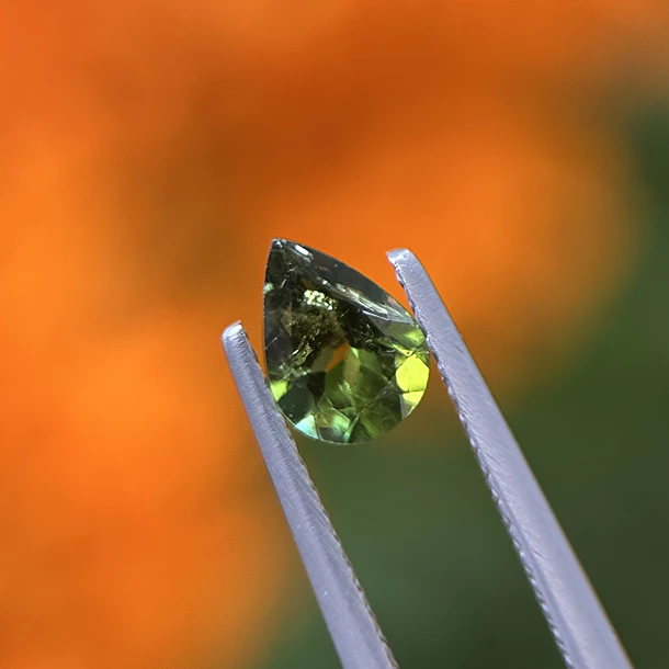 Turmalina-0.60ct-6.9x5x3.3mm 1