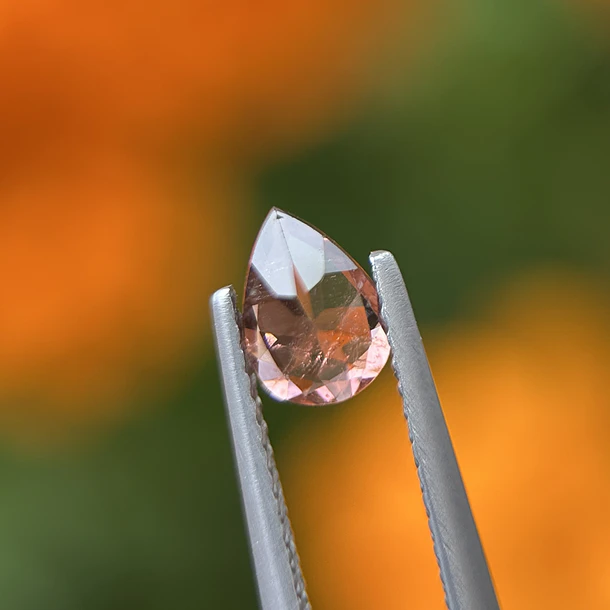 Turmalina-0.55ct-7.2x5x3.1mm 3