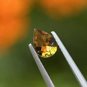 Turmalina-0.70ct-6.9x5x2.8mm