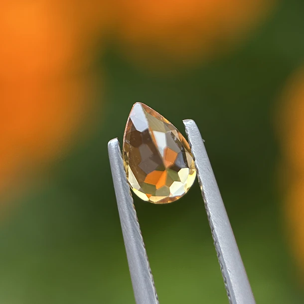 Turmalina-0.60ct-7x4.8x3mm 2