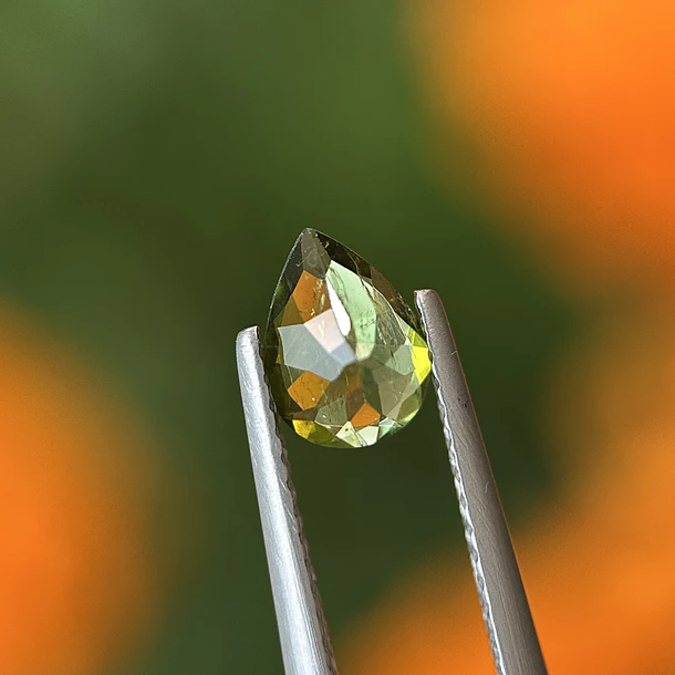Turmalina-0.70ct-7.1x5.2x3.4mm 3